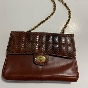 Brown vintage leather purse